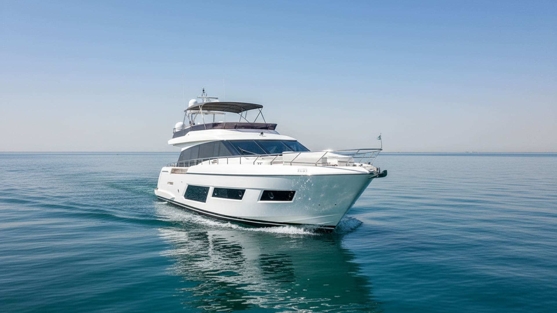 Pearl Queen 67 ft spacious deck with comfortable seating